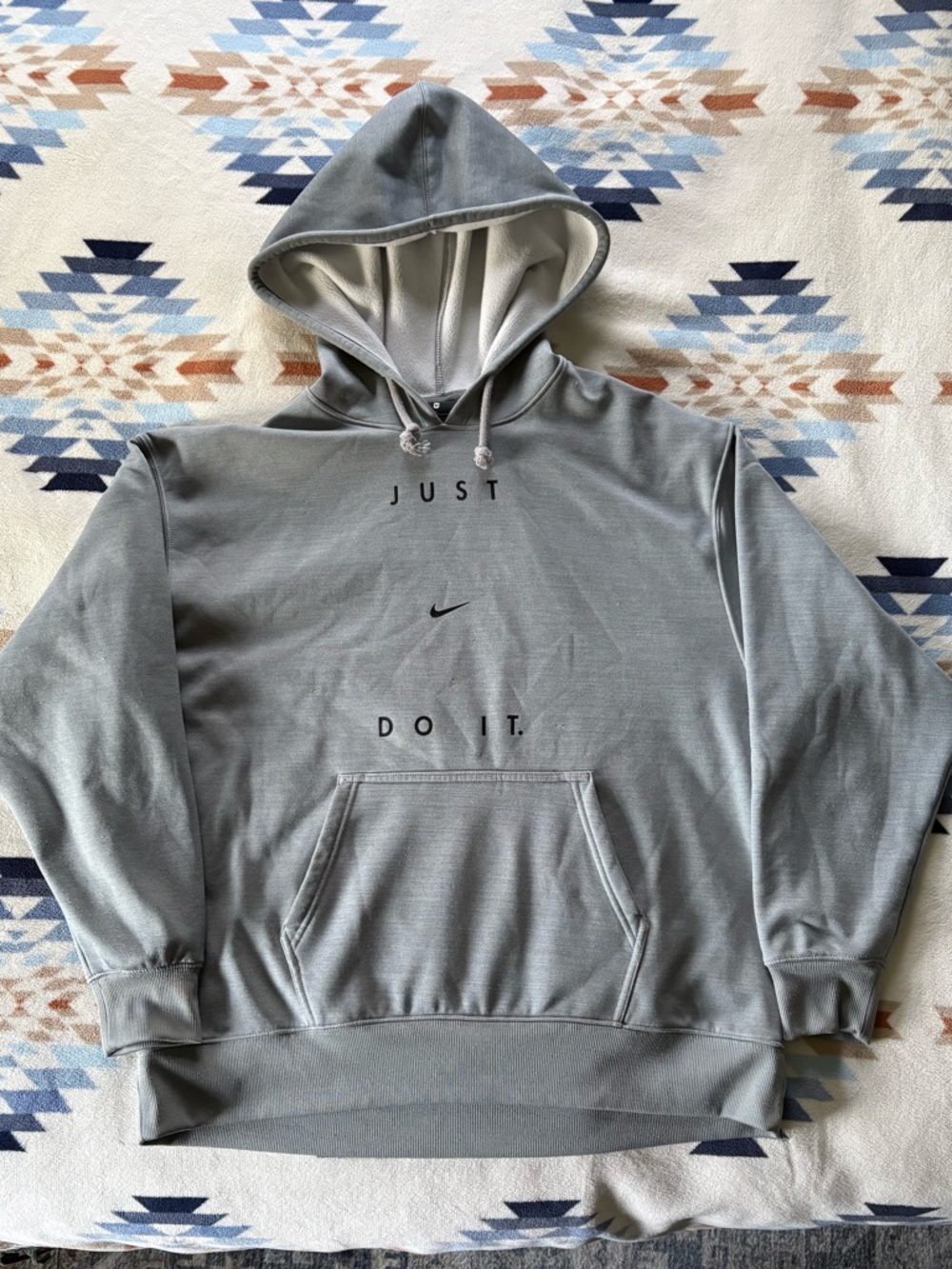 Nike Light Gray 'Just Do It.' Pullover Hoodie